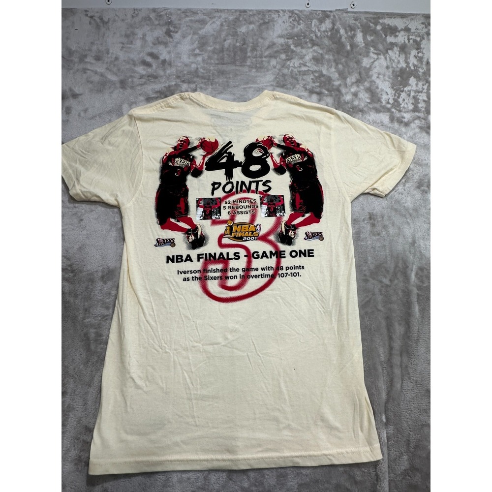 Allen Iverson Philadelphia 76ers T-Shirt Mens Size Small Cream 2001 Finals NWOT - Picture 5 of 9